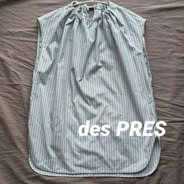 투모로우랜드 DES PRES 스트라이프 슬리브리스 블라우스 블루 계열