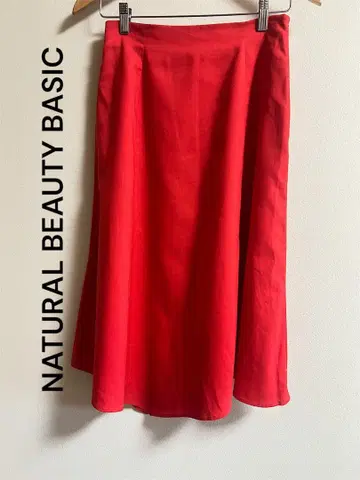 NATURAL BEAUTY BASIC 플레어 스커트 M 레드