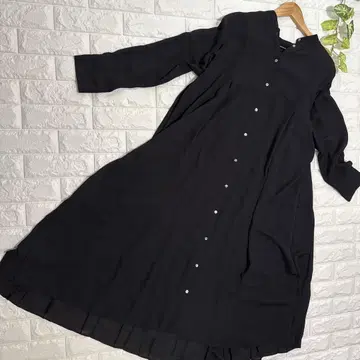 저널 스탠다드 블랙 롱 원피스 백 플리츠 긴팔
