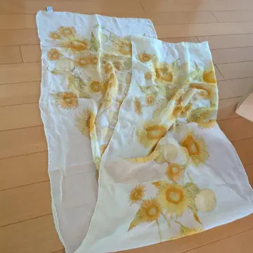 살바토레 페라가모 해바라기 쉬폰 원단