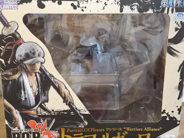 트라팔가 로우 피규어 Portrait Of Pirates