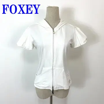 FOXEY 폭시 반팔 후드티 화이트 면 폴리우레탄 40 C3842