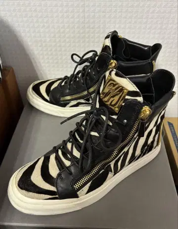 레어 Giuseppe Zanotti 제브라 패턴 하이컷 스니커즈 41