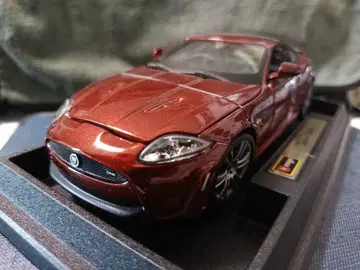 Jaguar XKR-S 미니카 1/24