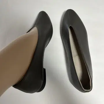 24cm 펌프스 천연 가죽 로우 힐 에마 일본제 다크 그레이