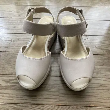 샌들 베이지 fitfit 23cm