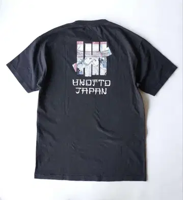 UNDEFEATED 언디피티드 우키요에 스모 티셔츠 반팔 양면