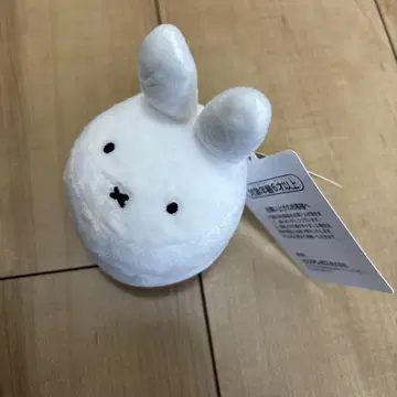 하우스텐보스 한정 미피 나인체 카페 의자 마스코트 키체인