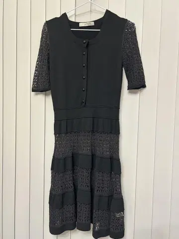 D. EXTERIOR 반팔 블랙 원피스 M 사이즈