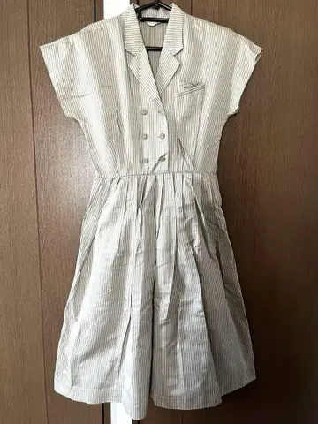 Vestal Collection 반팔 원피스