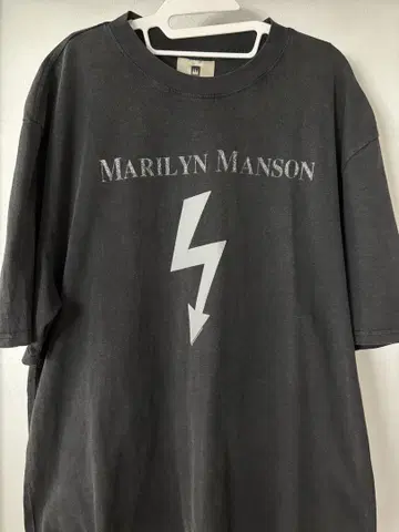 [새상품급] Marilyn Manson 바랜 블랙 (빈티지 블랙)