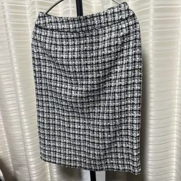 내추럴 뷰티 베이직 타이트 스커트
