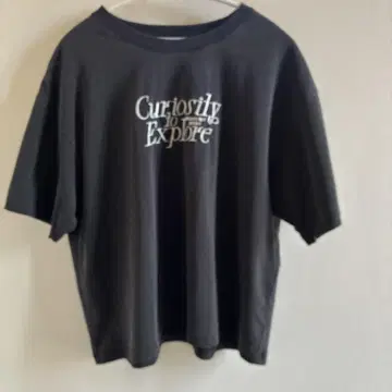 PAGEBOY Curiosity to Explore 티셔츠