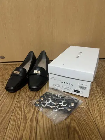 RANDA 블랙 로퍼