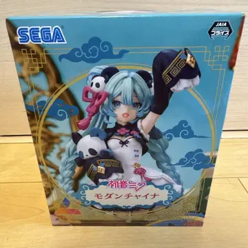 SEGA 하츠네 미쿠 모던 차이나 피규어