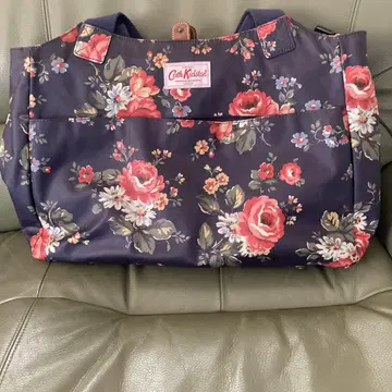 Cath Kidston 플라워 프린트 마더백