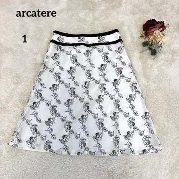 [ 알캐틀 ] arcatere 플레어 스커트 보태니컬 무늬 화이트 1