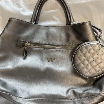 GUESS 실버 백 새상품급