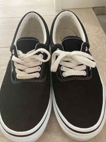 Vans 블랙 캔버스 스니커즈 26.5cm