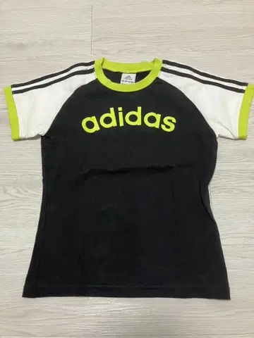 adidas 헤이세이 갸루 피치T y2k
