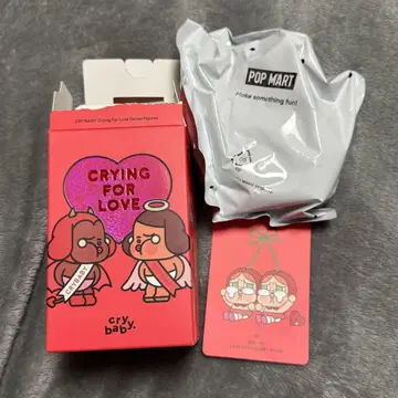 popmart CRYBABY Crying For Love 피규어
