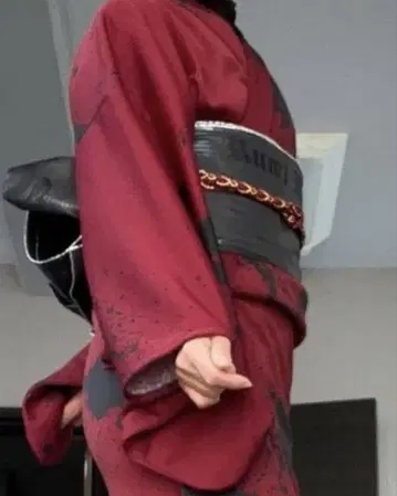 HaRuKi 땋은 허리띠 진홍 블랙 골드 루미락 땋은 끈