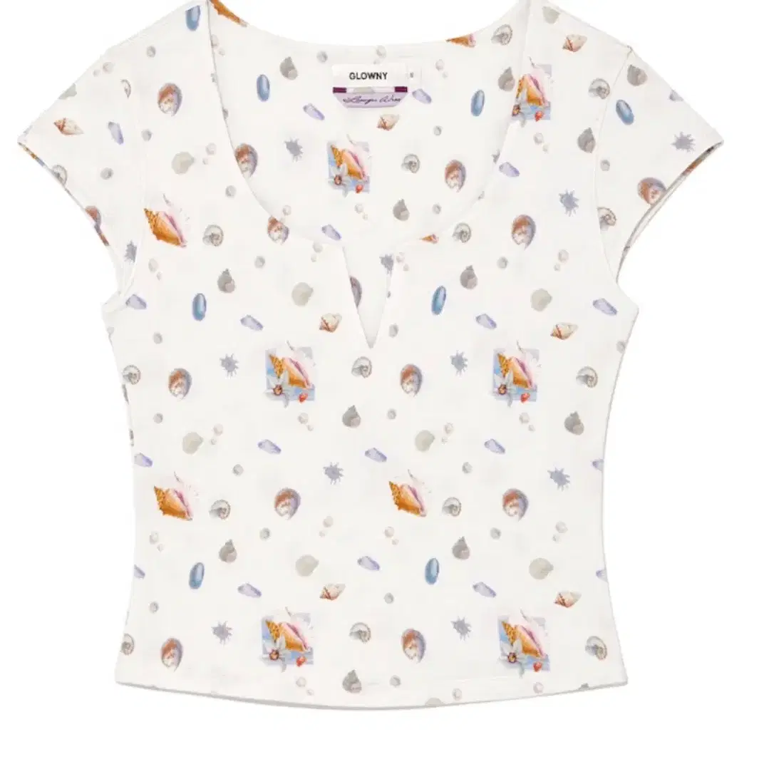 GLOWNY | 글로니 Glowny Kissing U Crew Neck Short Sleeve T