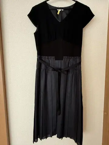 TO BE CHIC 블랙 원피스