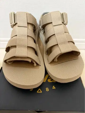 미사용 새상품 테바 오리지널 샌들 28cm