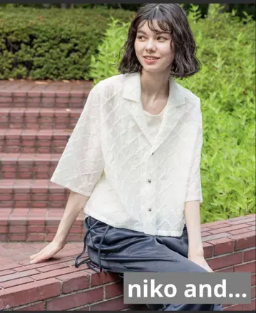 신상품 niko and... 시어 자카드 셔츠 화이트 프리 사이즈
