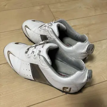 풋조이 LoPro 화이트 골프화