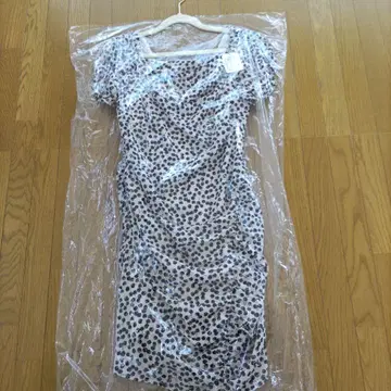 하립투 체리 패턴 미니 원피스