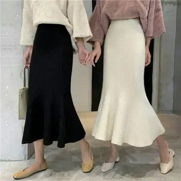 리브 플레어 스커트 블랙 화이트