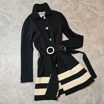 MARY QUANT LONDON 블랙 등의 하프 코트