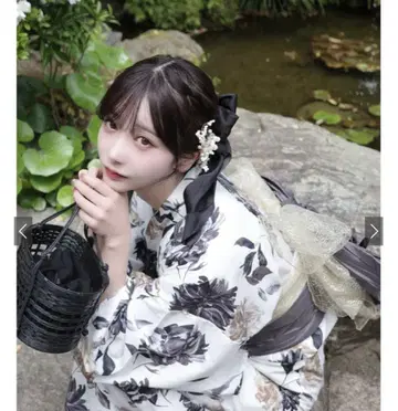 모노톤 수채화 플라워 유카타 세트