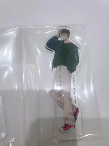 괴수 8호 제일복권 나루미 겐 아크릴 스탠드