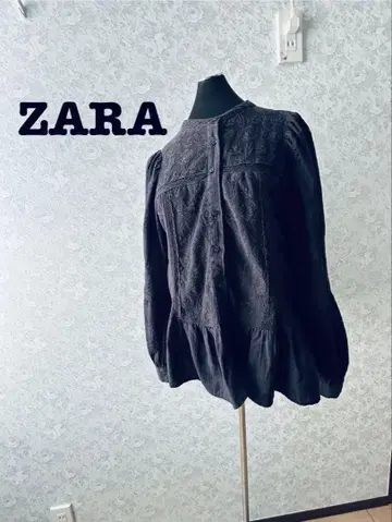 ZARA 자수 블라우스 페플럼 블랙, 매우 세심한 디자인, 예쁨