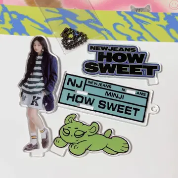 NewJeans 민지 아크릴 스탠드 HOW SWEET