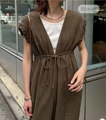 새상품 차오패닉 티피 거즈 셔링 올인원 카키 S