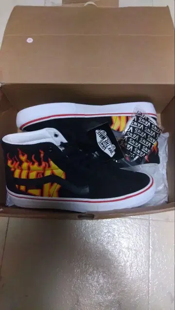 VANS THRASHER 스케하이 28 cm