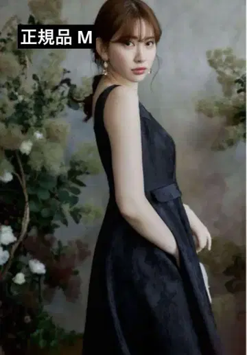 [최종 가격] Classic Floral Jacquard Dress M