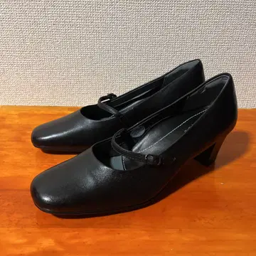 새상품급 FAUVE 리갈 펌프스 검정 블랙 22cm
