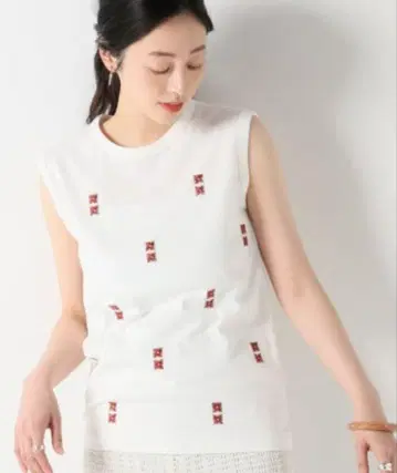 새상품급 [ babaco / 바바코 ] 자수 탱크탑 IENA