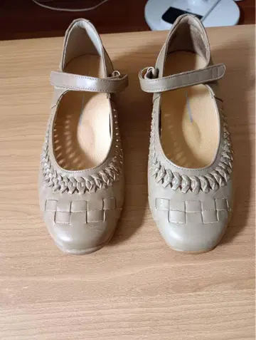 미즈노 셀렉트 펌프스 23, 5cm 새상품급