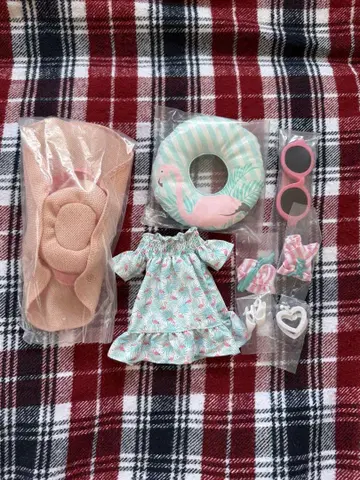퍼니 플라밍고 아웃핏 미사용