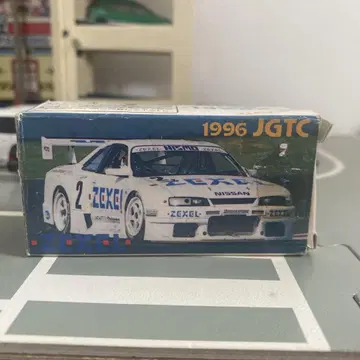 JGTCR33GTR