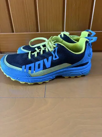 INOV 트레일 러닝화 27cm