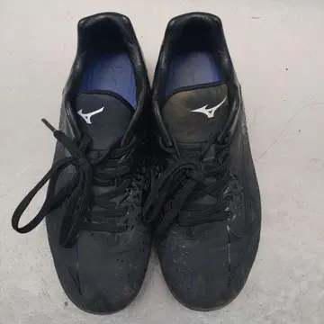 Mizuno 블랙 스파이크 슈즈 24.5