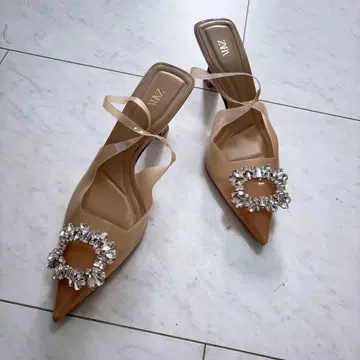 새상품급 ZARA 자라 비쥬 뮬 펌프스 24.5cm