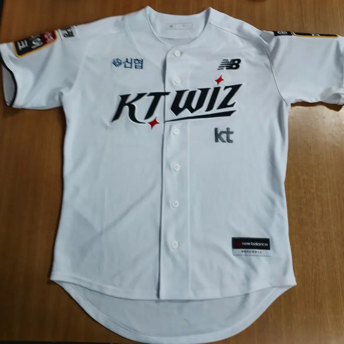 KT Wiz Baseball Uniform #KT위즈,#야구유니폼 on Bunjang